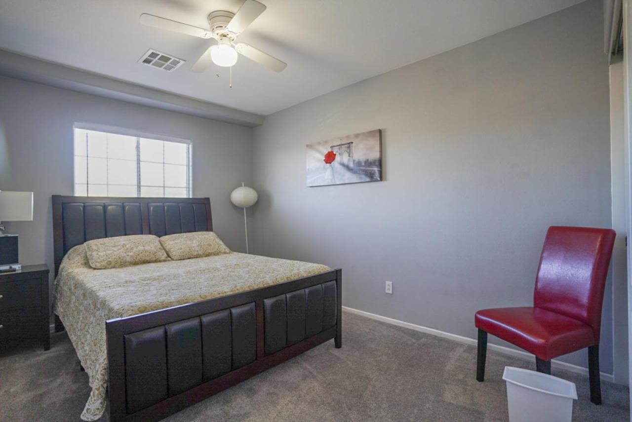 Ultra Modern Las Vegas Home 20Min From The Strip Exterior photo