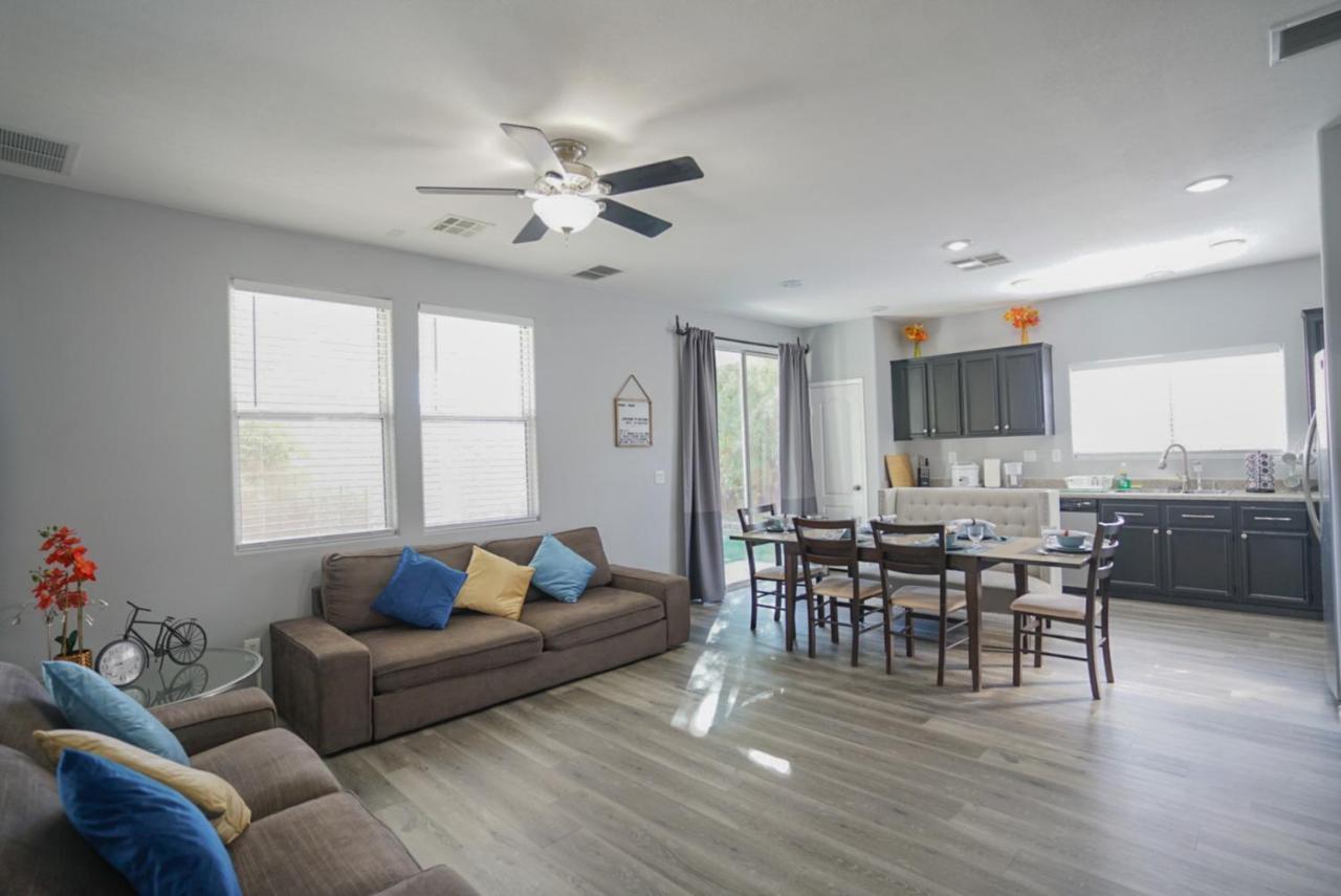 Ultra Modern Las Vegas Home 20Min From The Strip Exterior photo