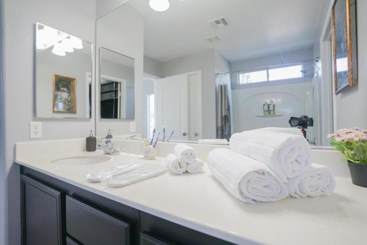Ultra Modern Las Vegas Home 20Min From The Strip Exterior photo